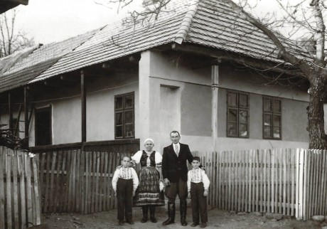 avropa-vintage-02-b-min-1-_96b11daf3.jpg